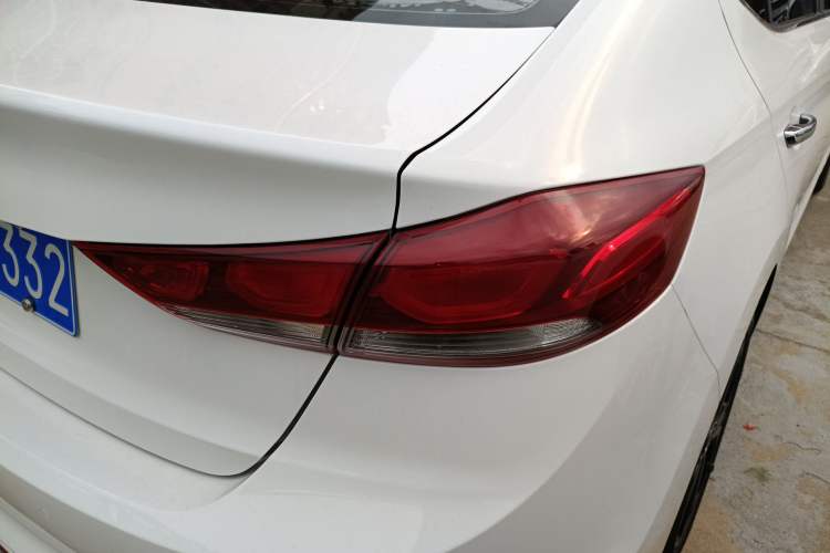 Used Hyundai Elantra (6th Generation / Lingdong) 2018 1.4T Dual-Clutch Xuan Dong · Dynamic Edition Right Rear Taillight