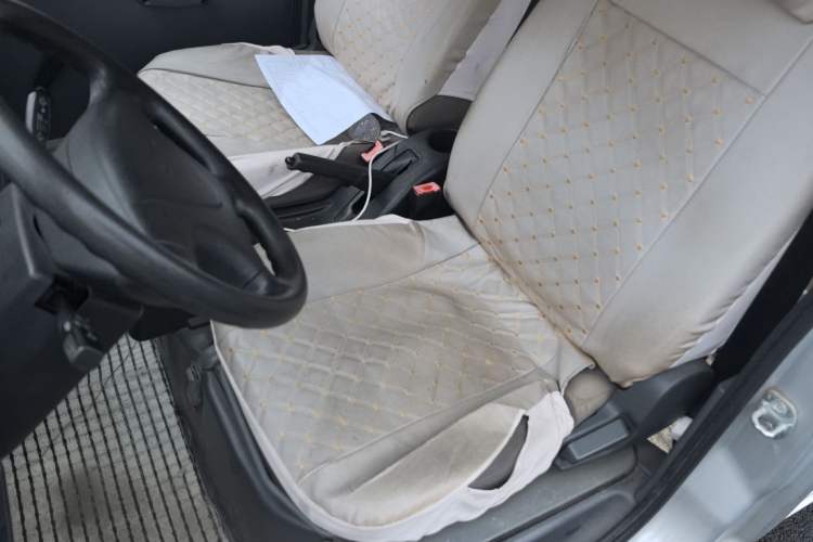 Used Wuling Zhiguang 2015 1.2L Practical LS-I Model