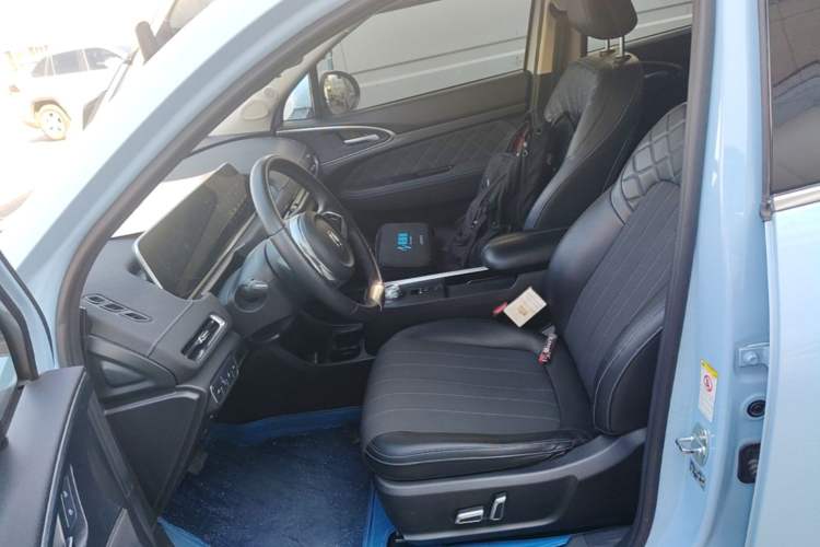 Used ORA Good Cat 2022 400km Standard Range Luxury Version Ternary Lithium Left Front Seat