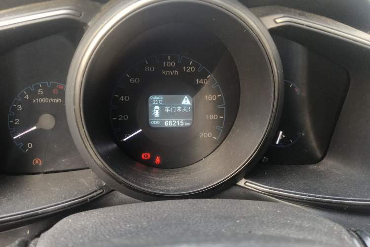 Used CHANGAN OSHAN CX70 2017 CX70T 1.5T Manual Zunqing Edition