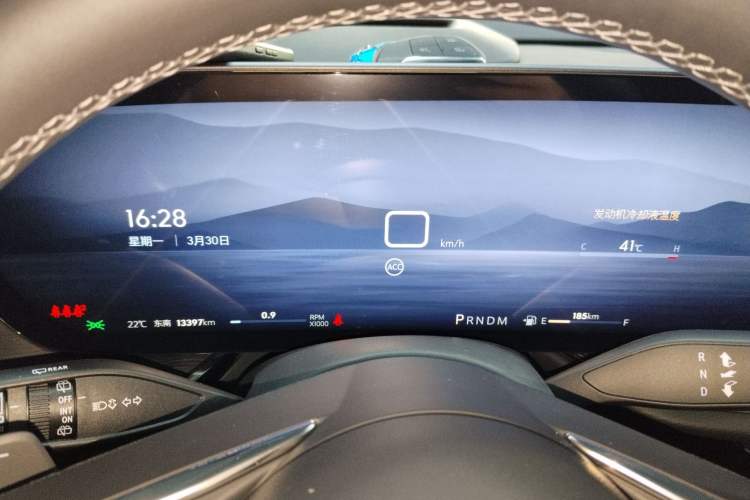 Used Buick Envision 2025 Encore Plus 28T Two-Wheel-Drive Platinum Edition
