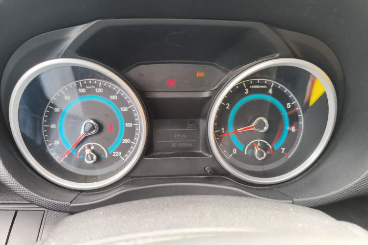 Used Land X5 2013 2.0T Manual Chuanling Edition Instrument Cluster