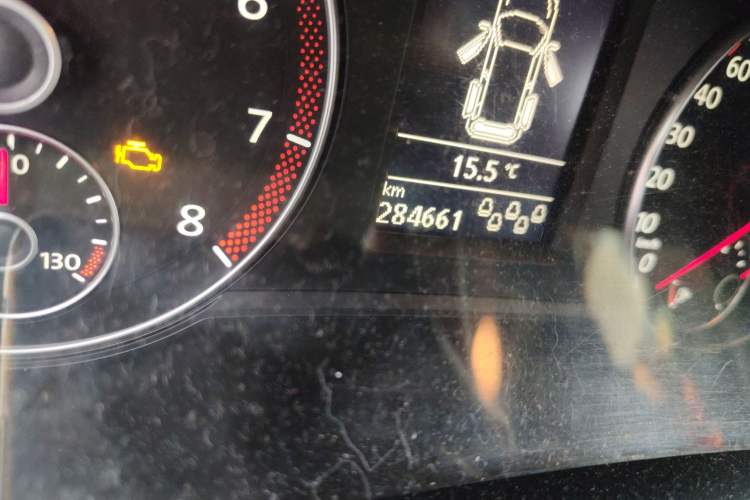 Used Volkswagen Sharan 2013 1.8TSI Comfort Model Euro IV
