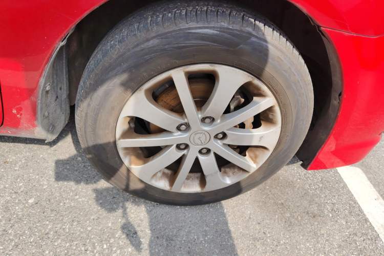 Used Mazda 6 2013 2.0L Automatic Fashion Edition Right Front Wheel Hub