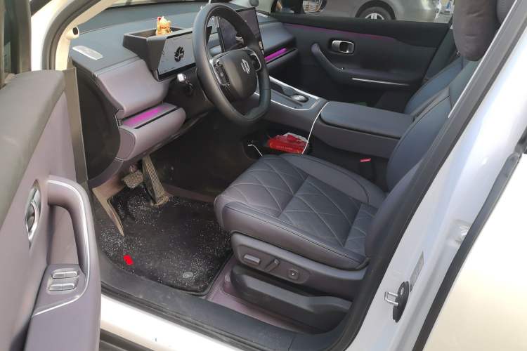 Used Leapmotor C16 2026 Extended-Range 280 LiDAR Zhizun Edition 5 Seats