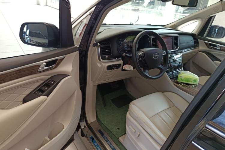 Used GAC Trumpchi M8 2018 320T Luxury Edition
