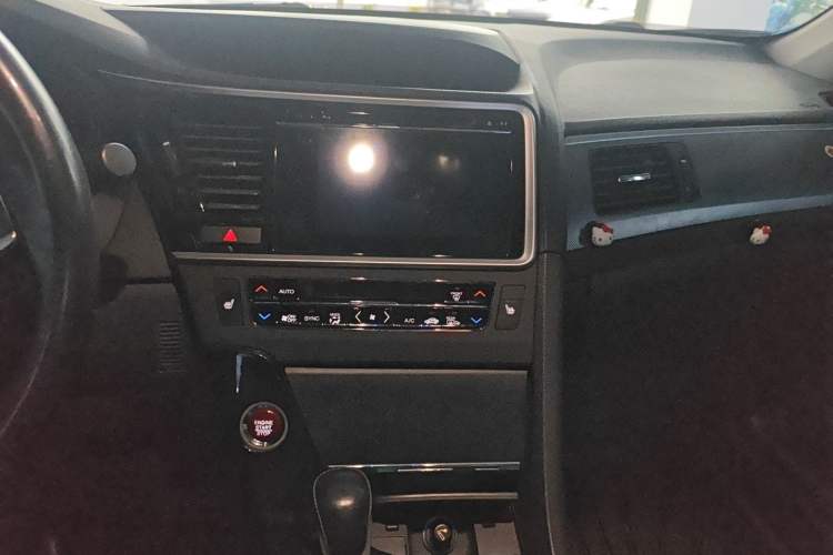 Used Honda Spirior 2015 2.4L Prestige Edition
