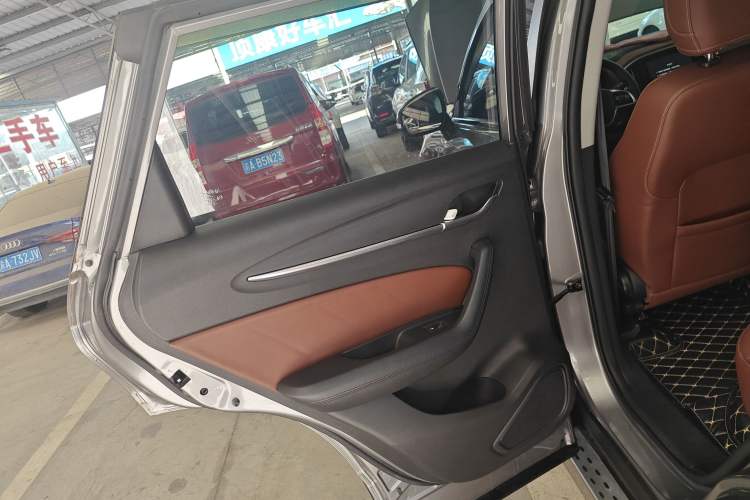 Used Brilliance V6 2018 1.5T Automatic Luxury Model
