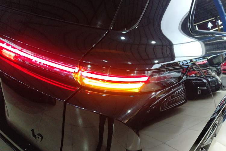 Used Li Auto L9 2024 Ultra Model Exterior 3