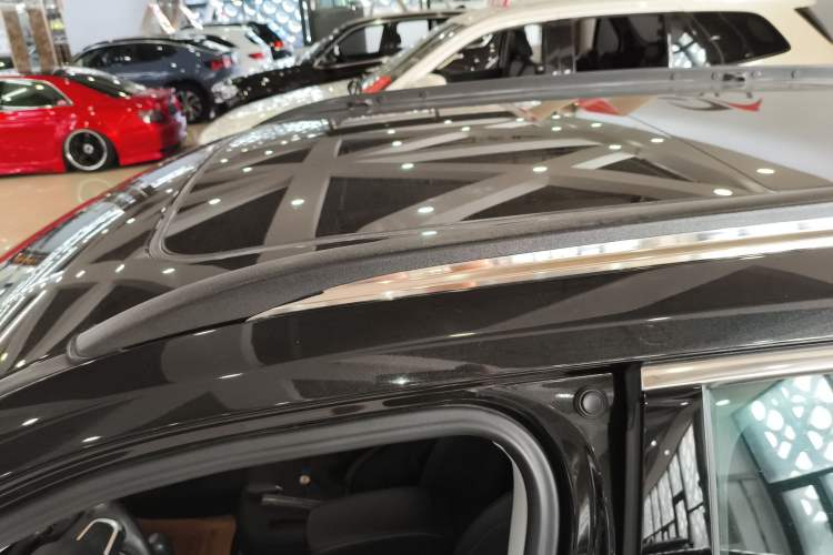 Used Jeep Compass 2019 200T Automatic Family Edition - Connected Large Screen Version