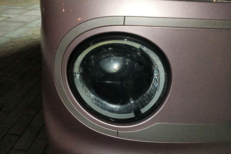 Used Geely Galaxy Panda 2023 Panda Mini 200km Endurance Bear Right Front Headlight