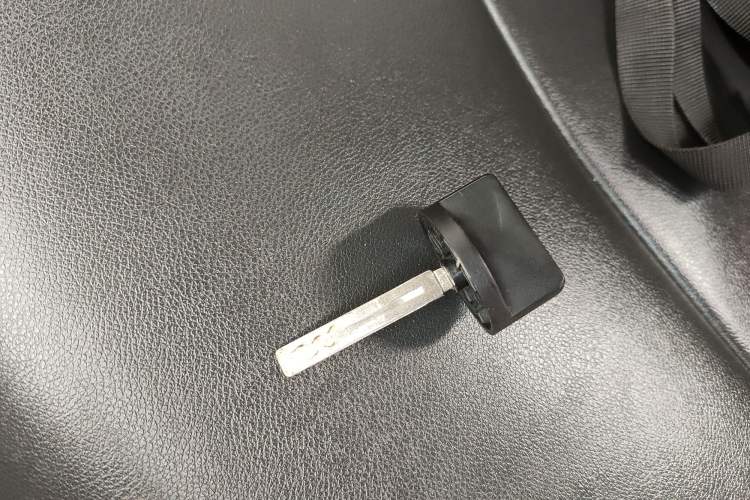 Used Hyundai Verna (older generation) 2010 Sedan 1.4L Manual Standard GL Model
