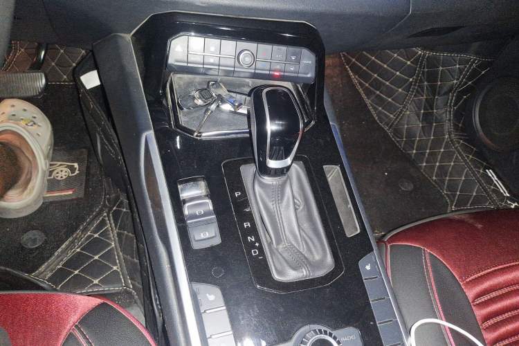 Used Wey VV7 2017 2.0T Luxury Model
