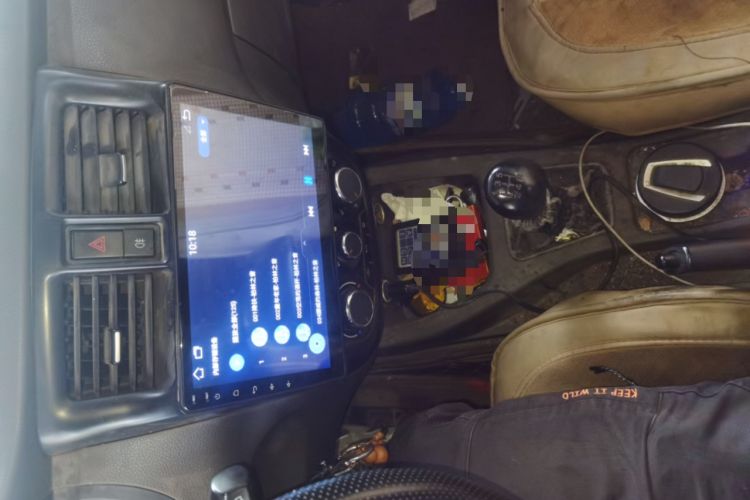 Used Wuling Rongguang V 2015 1.2L Standard Version
