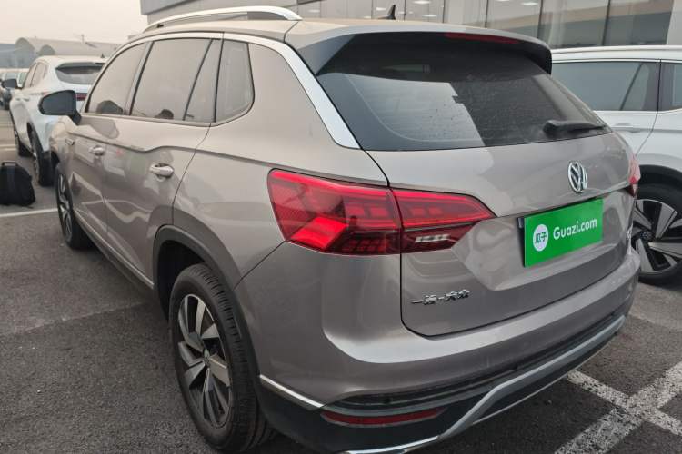 Used Volkswagen Tayron 2020 330TSI Two-Wheel Drive Luxury Smart Connectivity Version