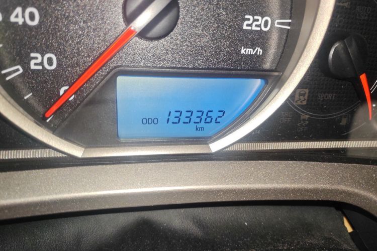 Used Toyota RAV4 2015 2.0L CVT Two-Wheel Drive Fashion Edition