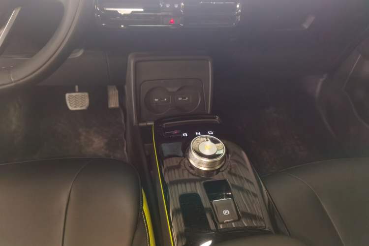 Used Geometry E Firefly 2023 401KM Lightning Tiger 5-Seater