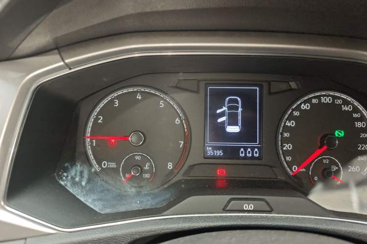 Used Volkswagen T-ROC 2022 280TSI DSG Two-Wheel Drive Elite PLUS Instrument Cluster