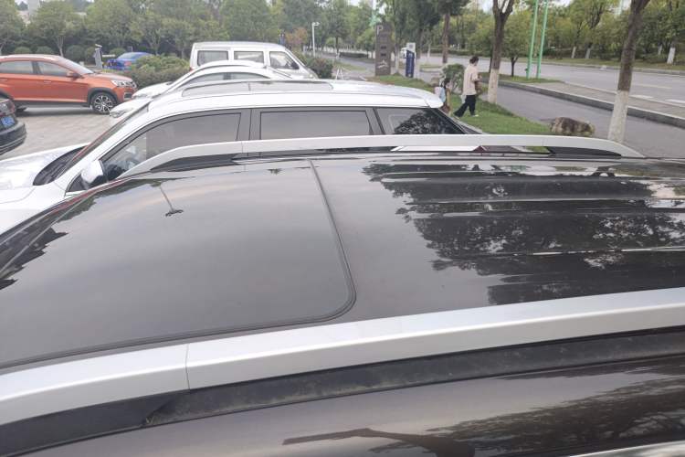 Used Dongfeng Fengdu MX5 2016 2.0L Automatic Flagship Edition