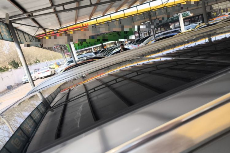 Used GAC Trumpchi GS8 2022 Linghang Series 2.0 TGDI Two-Wheel-Drive Luxury Smart Connectivity Version (7 Seats) Roof