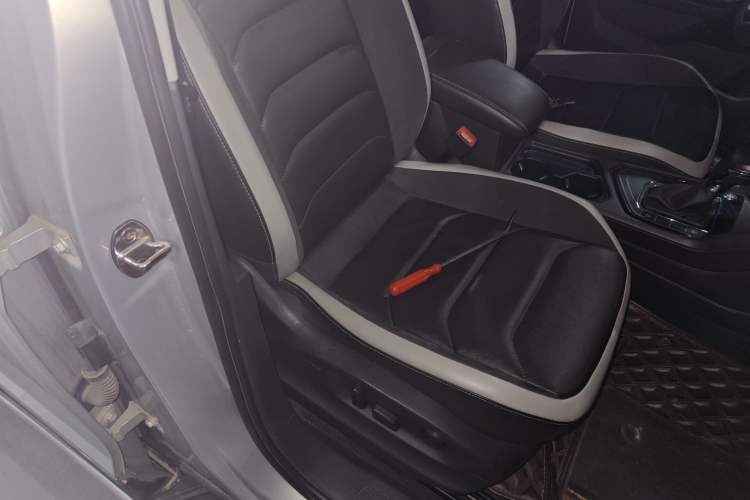 Used Volkswagen Tiguan L 2017 330TSI Automatic Two-Wheel Drive Luxury Edition
