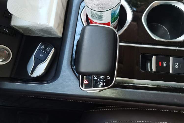 Used BAW Ruisheng Ace M7 2023 2.0L Automatic Long Wheelbase Business Version 9 Seats
