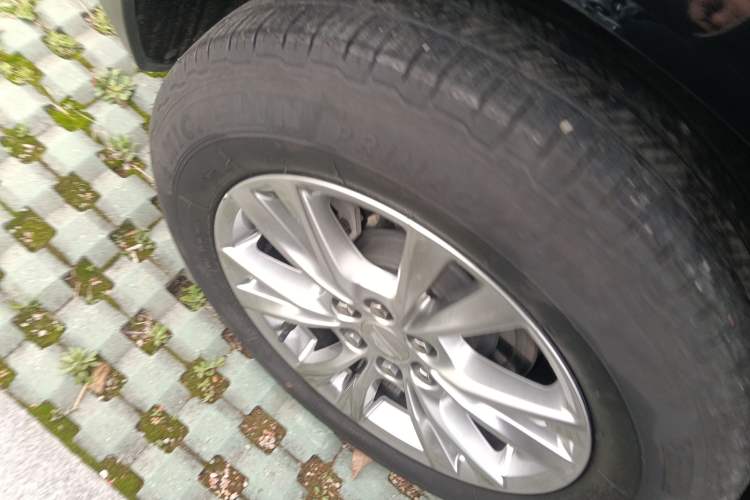 Used Cadillac XT5 2022 2.0T Two-Wheel Drive Luxury Version