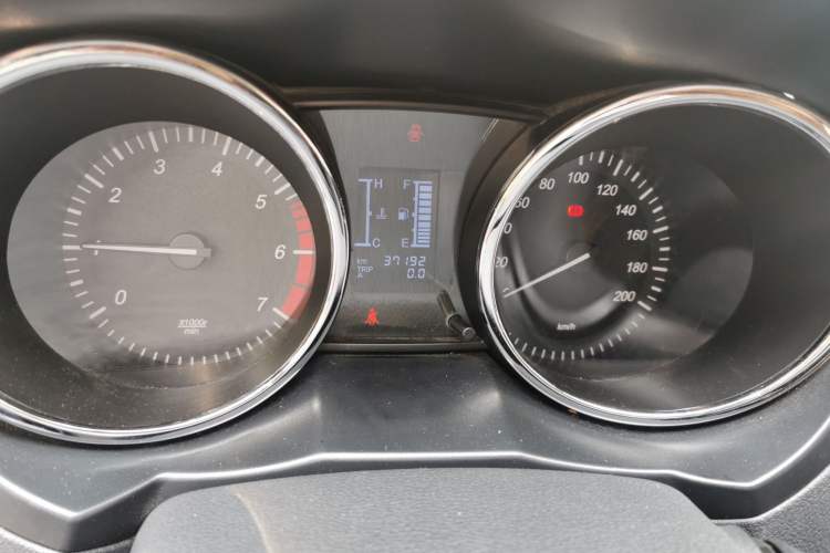 Used HYOSOW S3 2014 1.5L Luxury Version China IV Emission Standard