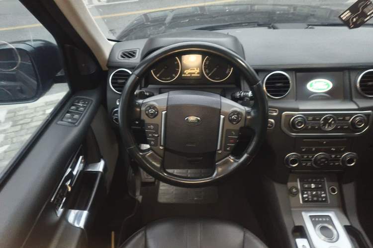 Used Land Rover Discovery 2014 3.0 SC V6 HSE
