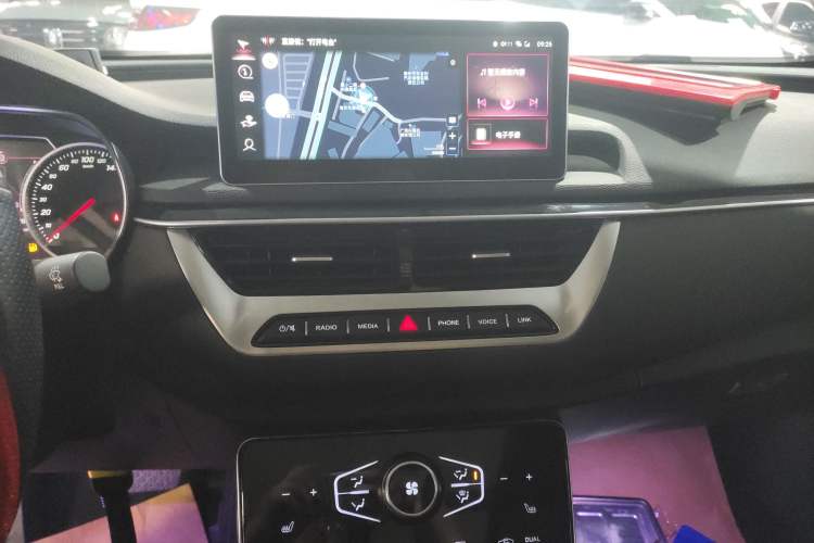 Used Hongqi H5 2022 Classic Model Facelift 1.8T Automatic Smart Connect Flagship Edition
