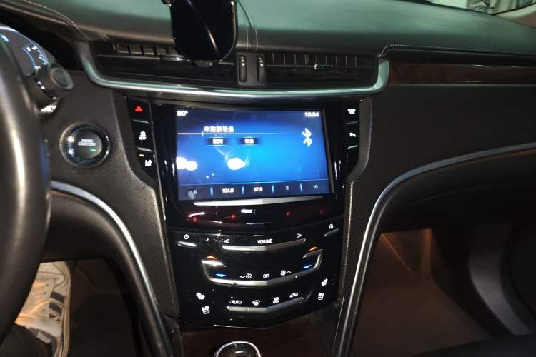 Used Cadillac XTS 2013 28T Leading Model
