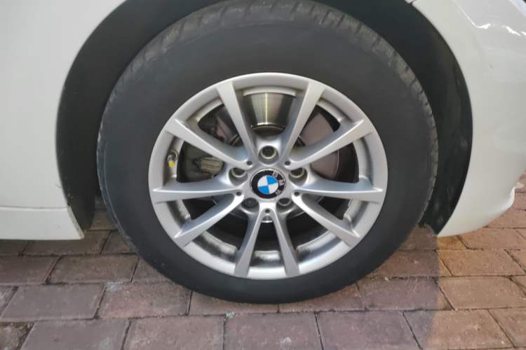 Used BMW 3 Series 2015 316i Active Edition Right Front Wheel Hub