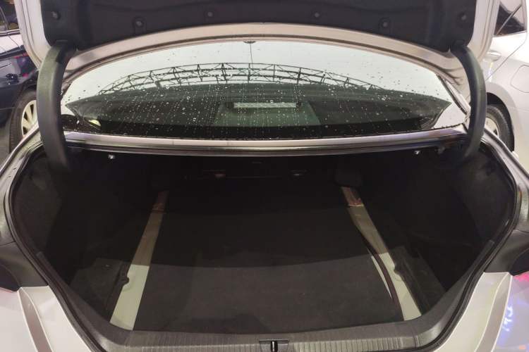 Used Toyota Avalon 2022 2.0L Luxury Edition