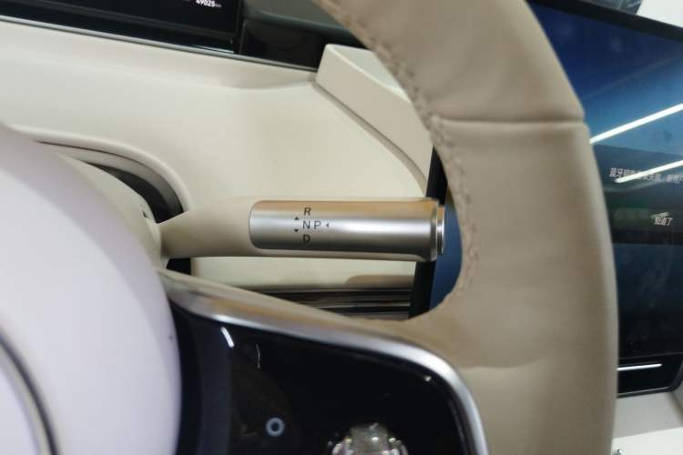 Used Hima Luxeed R7 2024 All-Electric 736 km Ultra