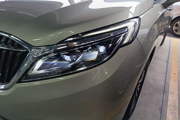 Used Buick GL8 2017 ES 28T Luxury Model China V Standard