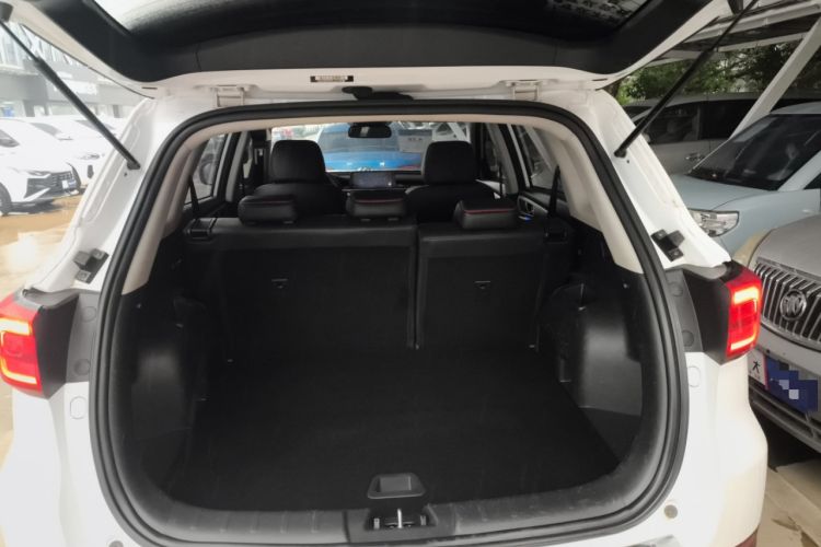 Used CHANGAN CS75 2018 280T Automatic Yazi Model China V Standard
