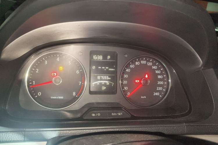 Used Volkswagen Lavida 2013 Restyled Classic 1.6L Automatic Comfort Edition