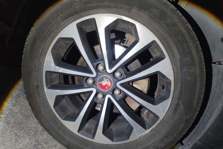 Used FORTHING Joyear X5 2013 1.6L Manual Luxury Model China IV Standard Right Front Wheel Hub