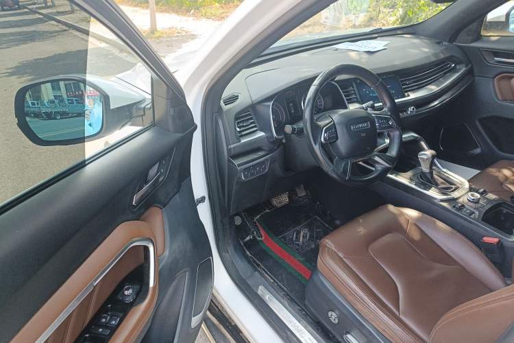 Used Haval H6 2017 Red-Label 1.5T Automatic Two-Wheel Drive Smart Edition Driver Seat