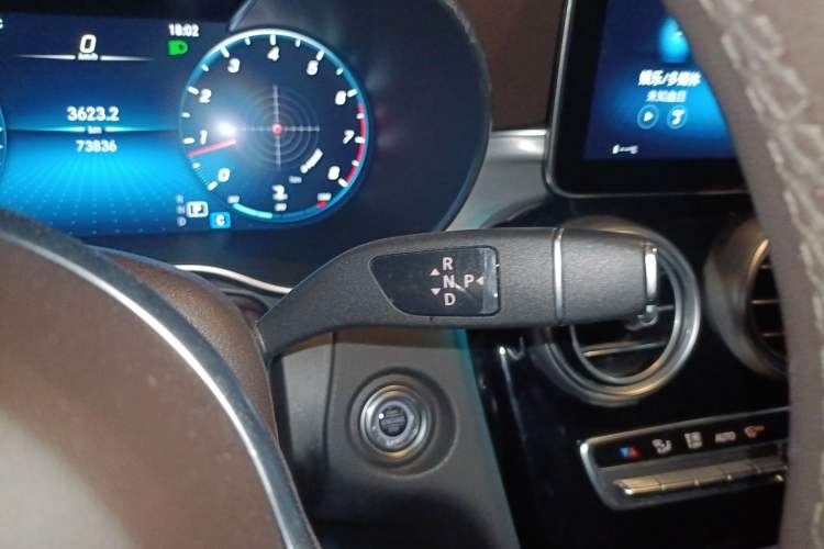 Used Mercedes-Benz GLC 2021 GLC 260 L 4MATIC Dynamic Edition Gear Lever