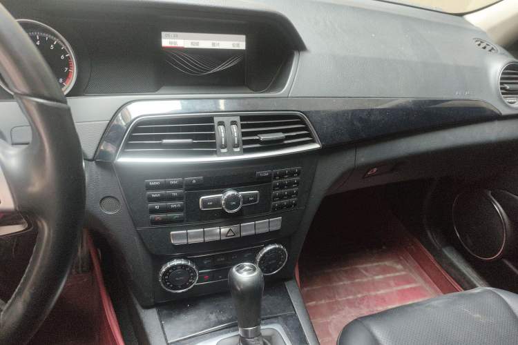 Used Mercedes-Benz C-Class 2013 C 180 Classic Grand Edition