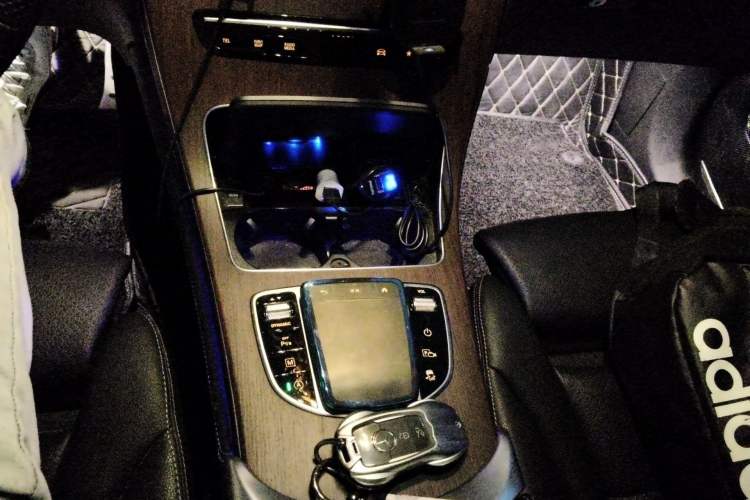 Used Mercedes-Benz GLC 2021 GLC 300 L 4MATIC Dynamic Model
