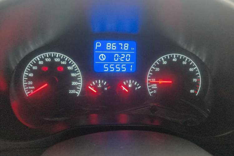 Used Chery Tiggo 3 2015 1.6L CVT ZhiShang Commemorative Edition
