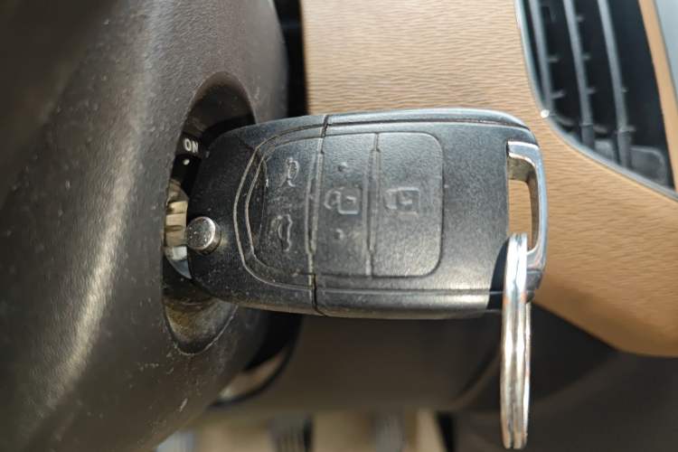 Used Baojun 630 2011 1.5L manual Comfort trim level
