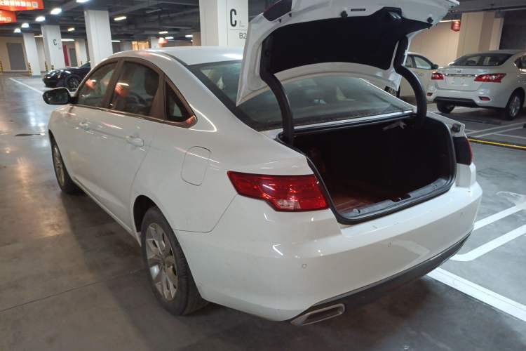 Used Geely Auto Emgrand GL 2017 1.8L DCT Elite Model
