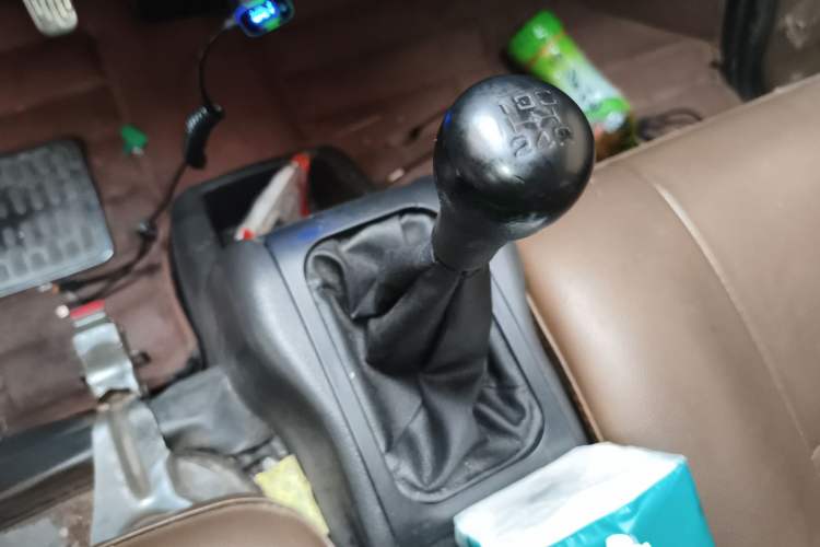 Used Wuling Rongguang 2014 1.2L S Base Model Gear Lever