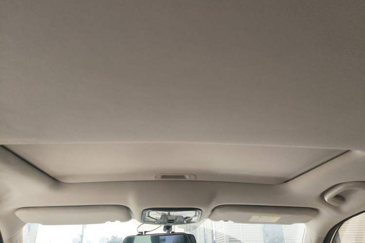 Used CHANGAN CS55 2018 1.5T Manual Colorful Model China V Standard Headliner