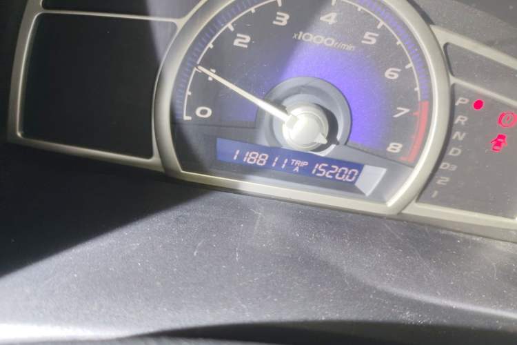 Used Honda Civic 2009 1.8L Automatic Classic Edition Odometer Close Up