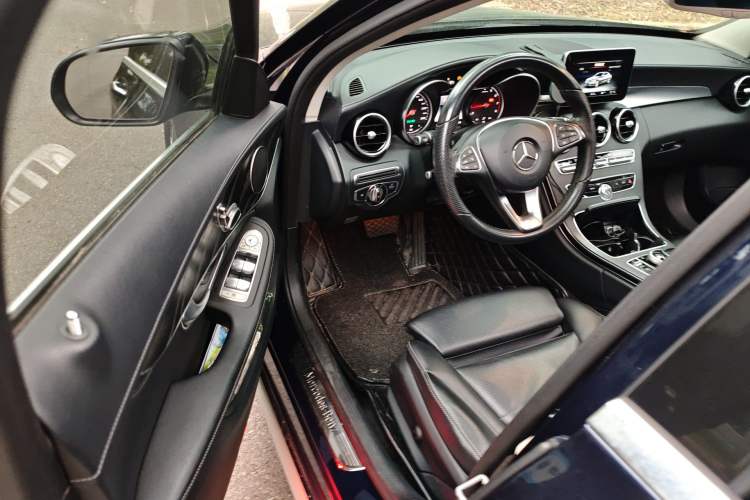 Used Mercedes-Benz C-Class 2015 Restyled C 180 L Sport Edition
