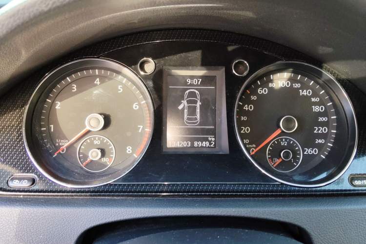 Used Volkswagen Magotan 2012 Revised 1.8TSI Luxury Version
